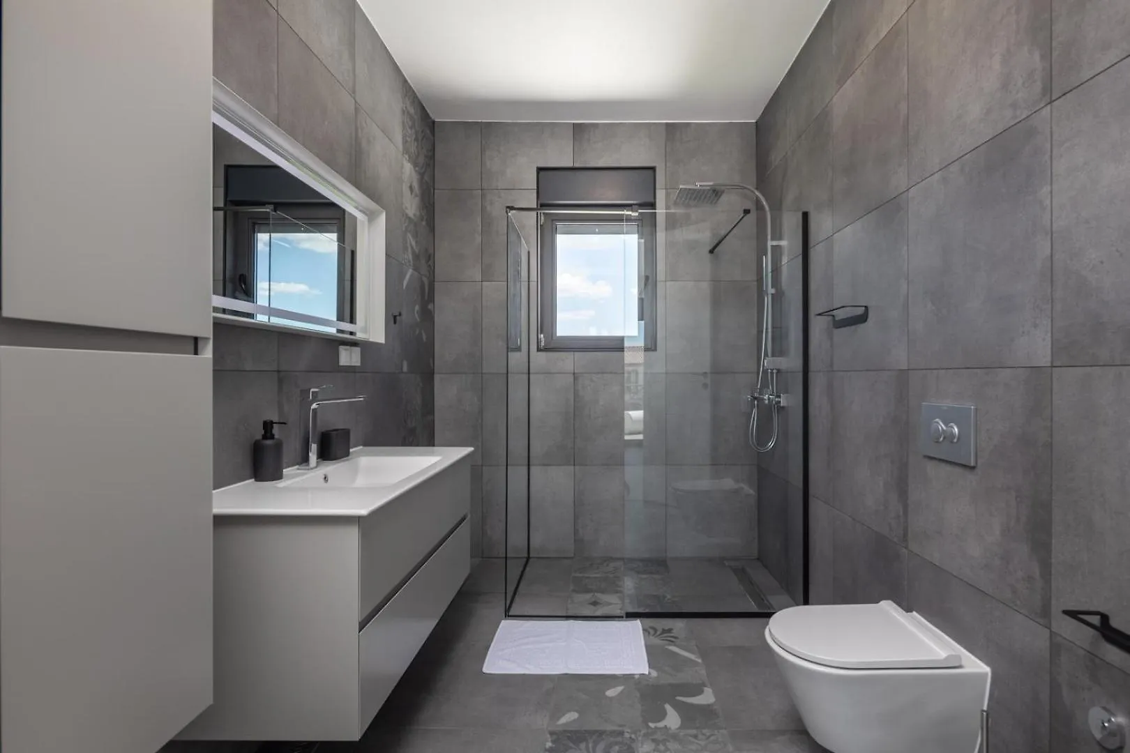 New! Luxury Villa Epic - 50 M2 Pool, In Istria Butkovici