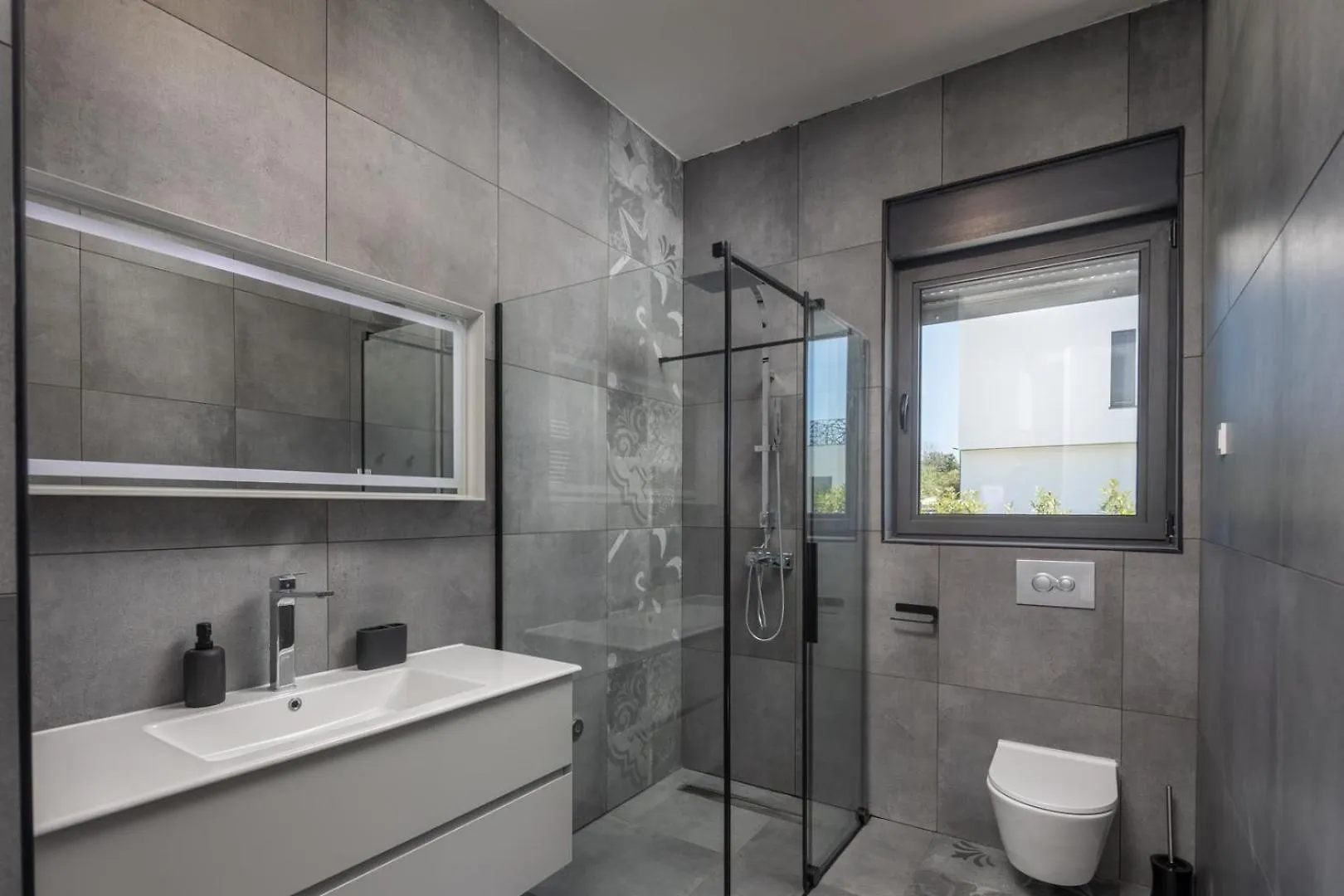 New! Luxury Villa Epic - 50 M2 Pool, In Istria Butkovici
